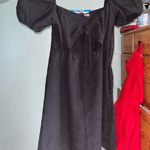 I am assuming a brand-new never worn H&M dress!!!